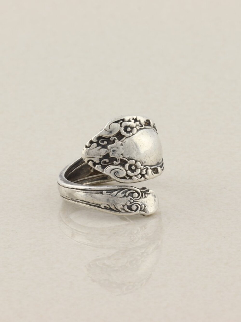 Sterling Silver Flower Spoon Ring size 7 1/4 Adjustable - Picture 5 of 6